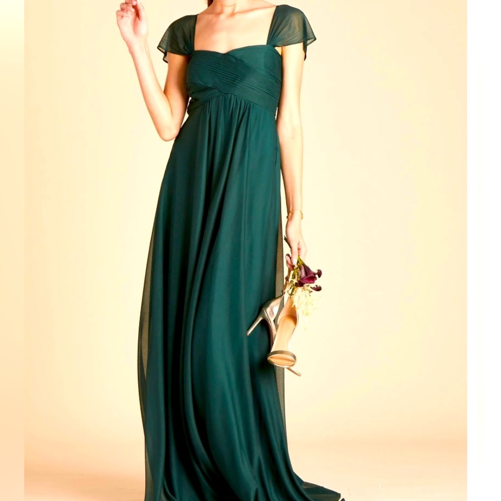 Beautiful Emerald Green Gown